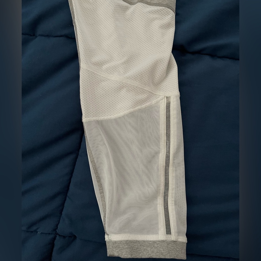 COPY - Calia By Carrie Underwood Legging - Picture 7 of 7